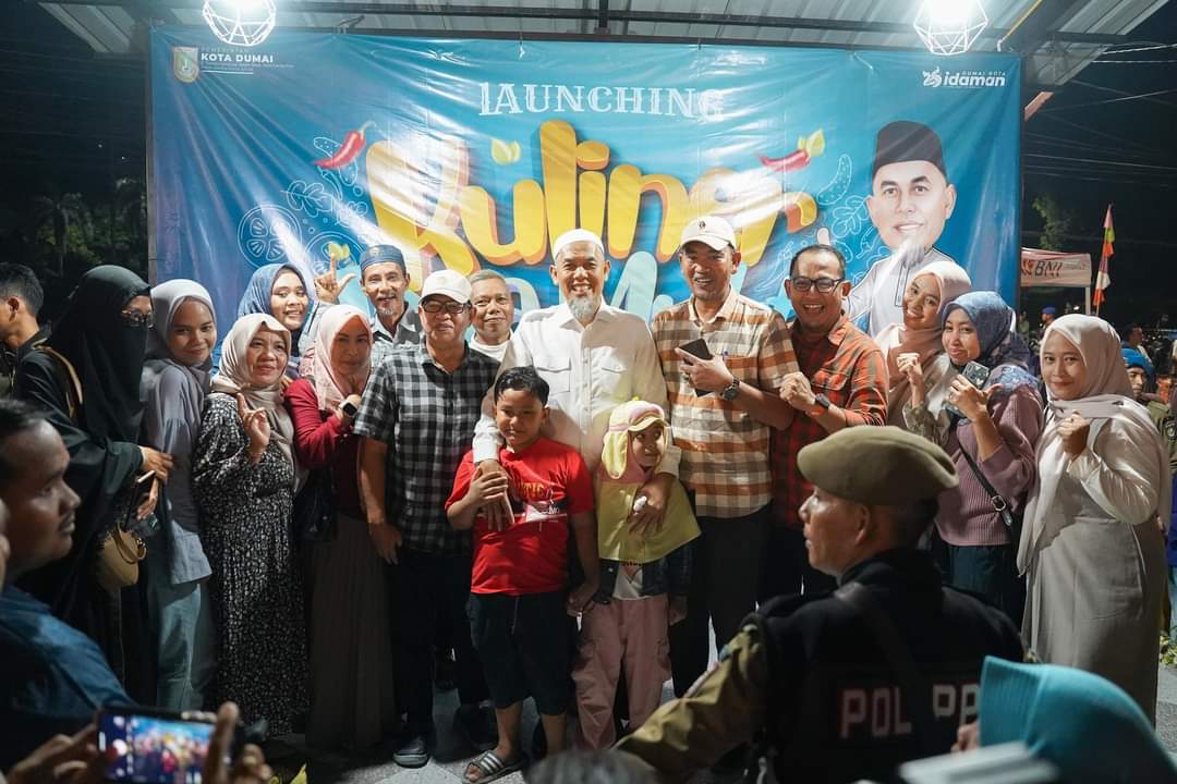 Wali Kota Dumai H.Paisalmeresmikan Kampung Kuliner Jaya Mukti, Sabtu (06/07/2024).