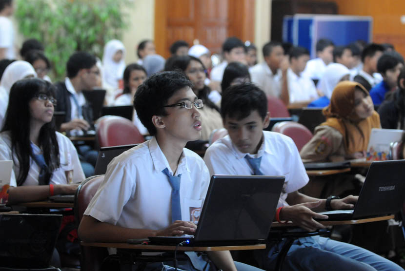 Kemendikbudristek menghapus jurusan di SMA sebagai bagian dari implementasi Kurikulum Merdeka,