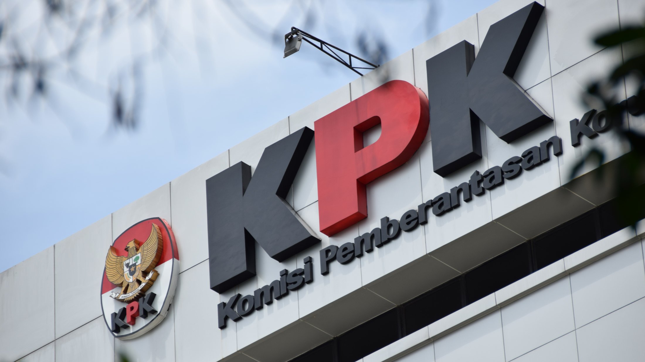 KPK Dalami Kasus Korupsi Mantan Kepala BPKAD Meranti, 12 Saksi Diperiksa