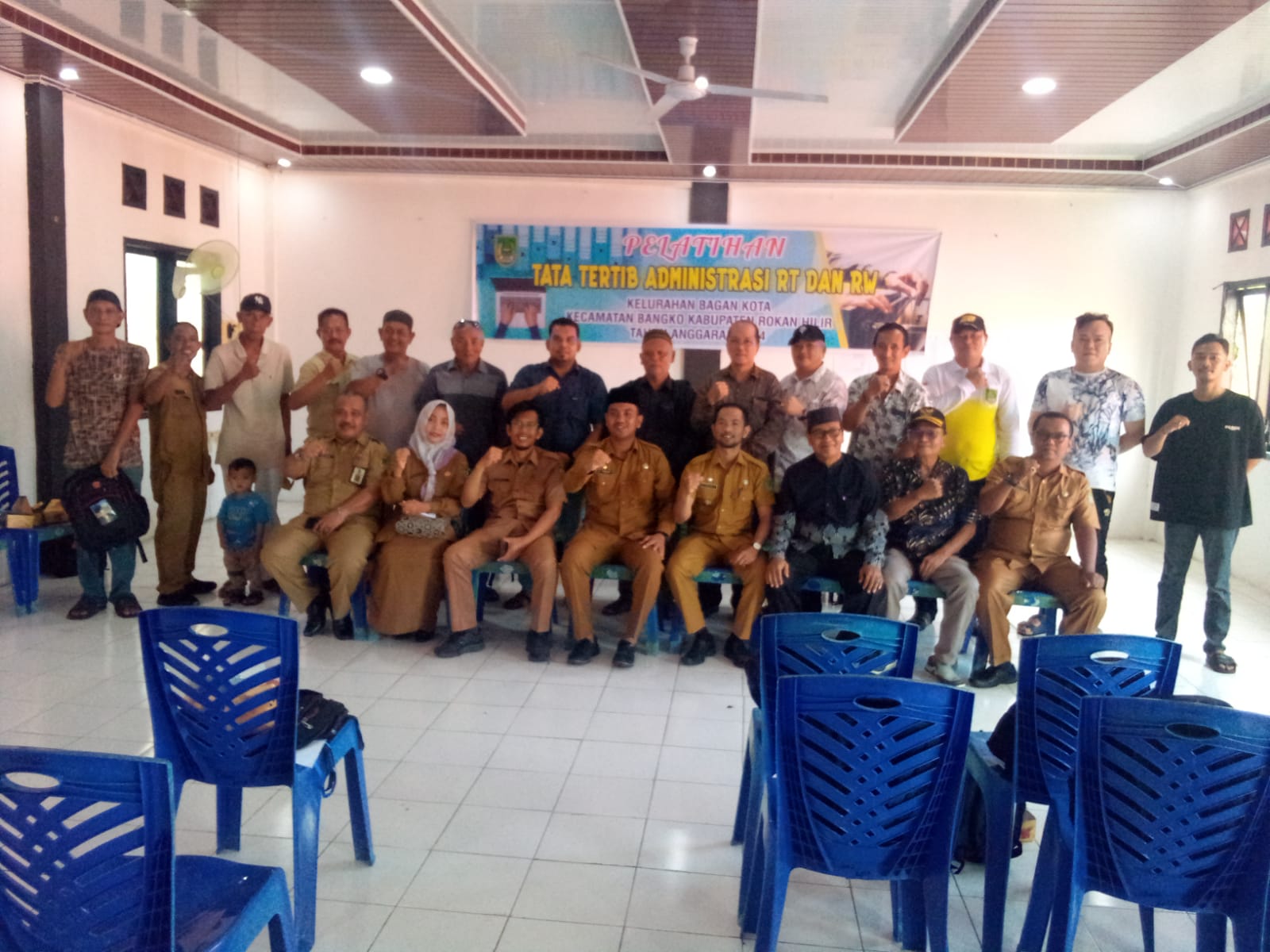 Kelurahan Bagan Kota Taja Pelatihan Tata Tertib Administrasi RT dan RW 