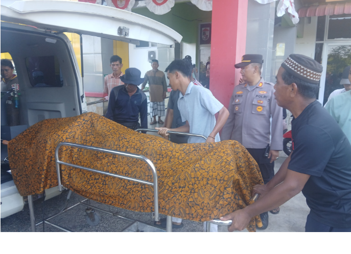 Kapal Dihantam Gelombang Besar di Perairan Kuala Kampar, Satu Orang Tewas