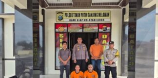 Polisi Amankan Dua Pelaku Pencurian Puluhan Lembar Seng di Rohil