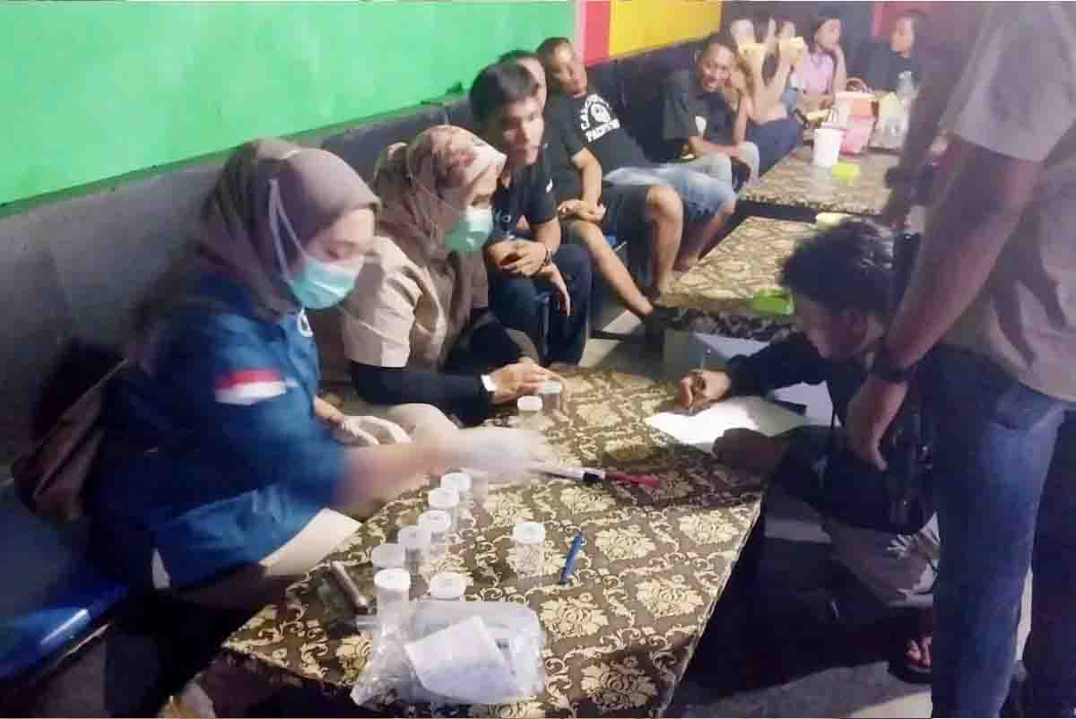 BNN Grebek Karaoke di Dumai, Tujuh Orang Positif Narkoba