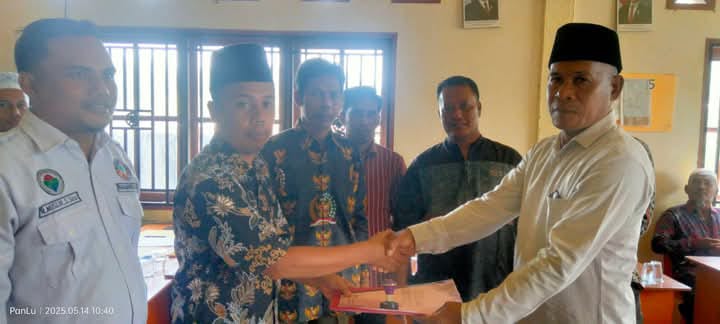 Sertijab Pjs Kepenghuluan Panipahan Laut, Mustari Resmi Serahkan Jabatan ke Azwar