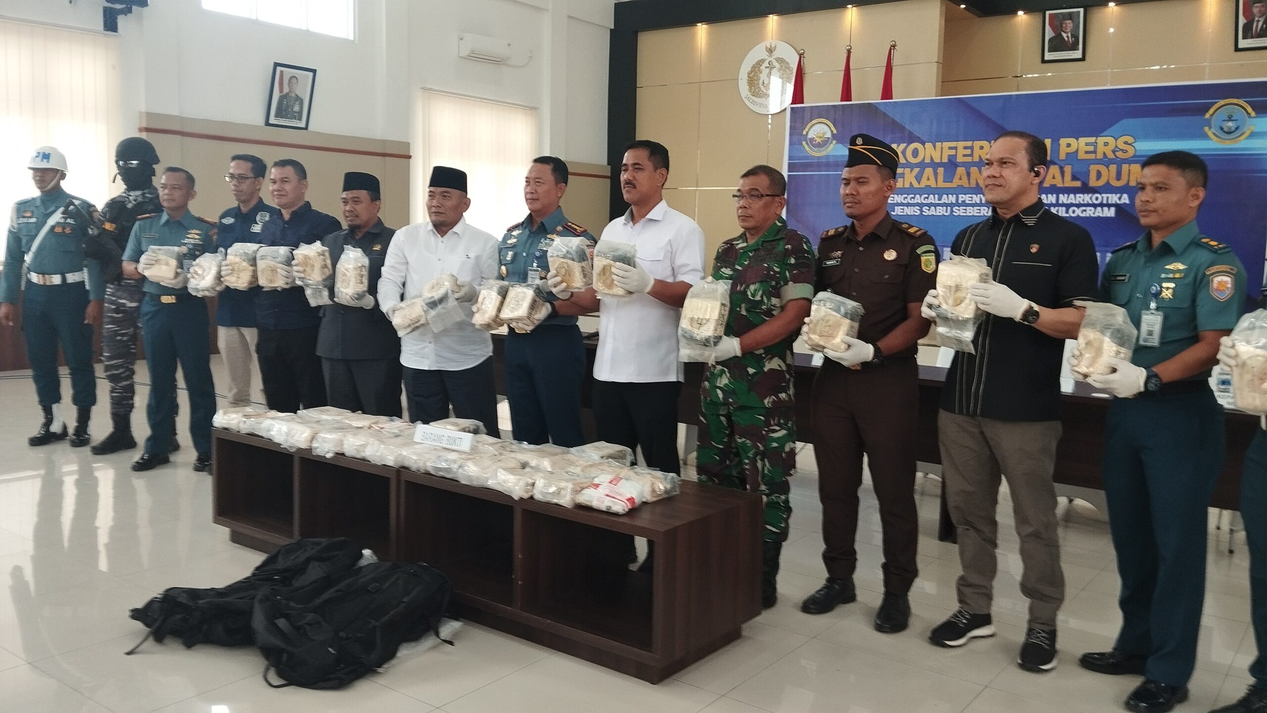 TNI AL Gagalkan Penyelundupan 48,54 Kg Sabu di Perairan Dumai, Nilai Capai Rp72 Miliar