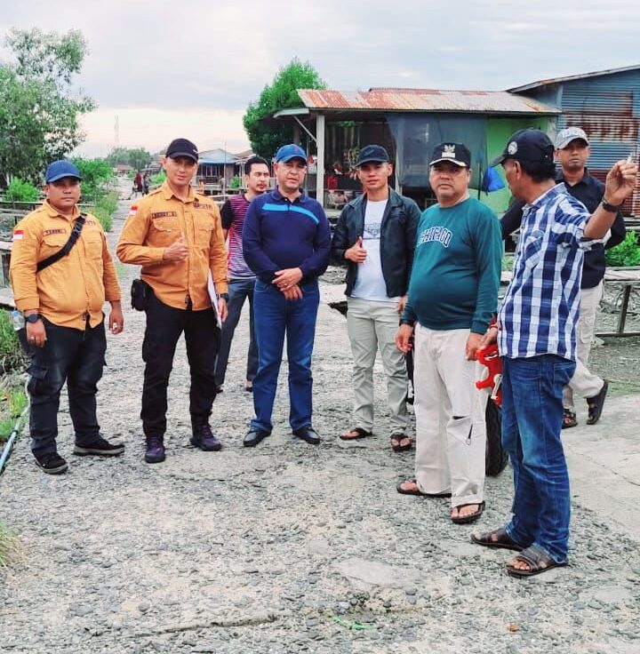 Pemkab Rohil Tinjau Jalan Rusak di Panipahan, Warga Harap Perbaikan Segera Direalisasikan