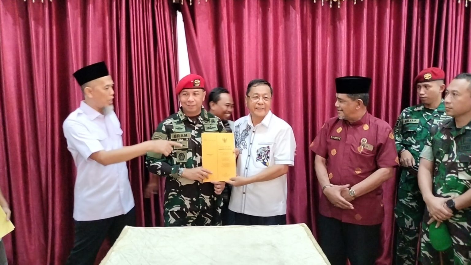 Ayu Junaidi Hibahkan 245,5 Hektare Lahan untuk Mako Kopassus di Dumai