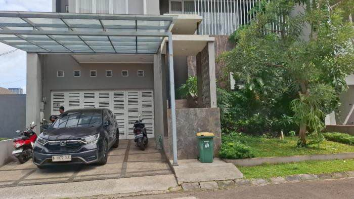 KPK Geledah Rumah Mewah Abdul Wahid di Cilandak, Sita Uang dan Barang Bukti dari Brankas