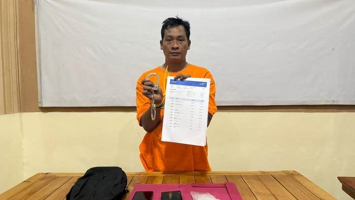 Modus Aparat Gadungan, Pria di Riau Peras Warga Rp200 Juta dengan Todongan Pistol