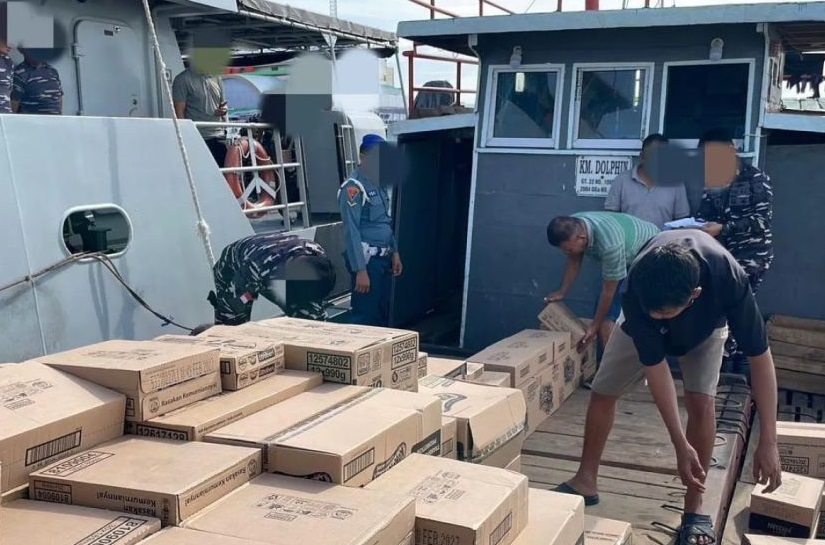TNI AL Tangkap KM Dolphin di Karimun