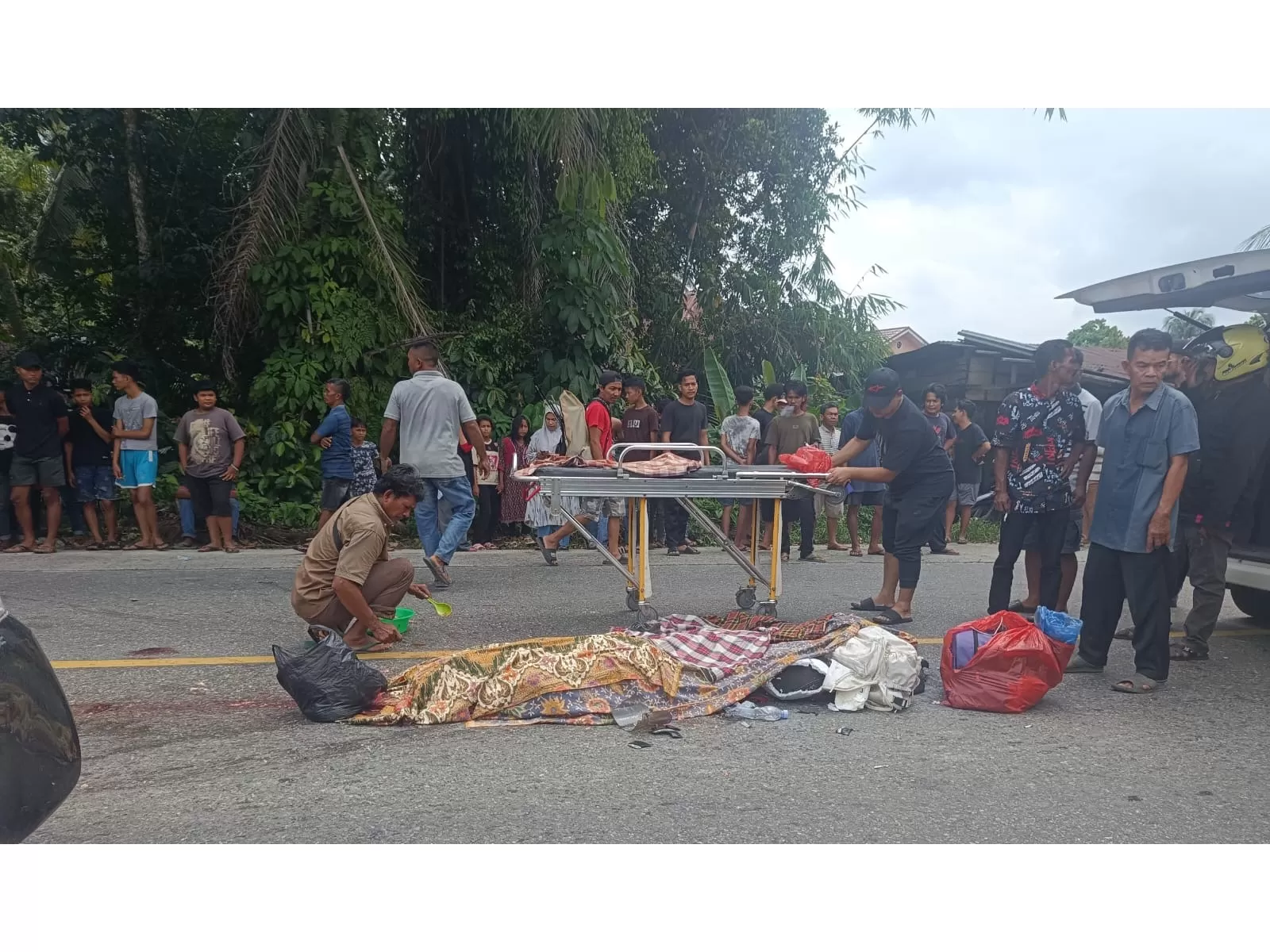 Dua Saudara Kandung Asal Payakumbuh Tewas Tertabrak Truk di Kampar