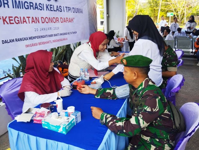 Hari Bakti Imigrasi ke-76, Lintas Instansi di Dumai Ikuti Kegiatan Donor Darah