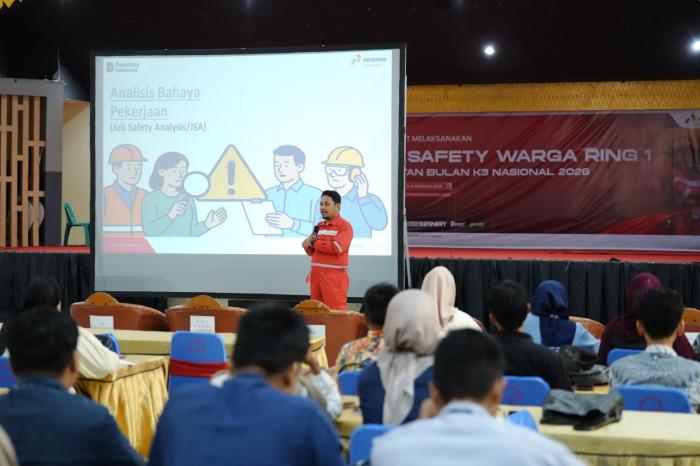 Dukung Budaya Keselamatan, Pertamina RU Dumai Bekali Warga Sekitar Pelatihan K3