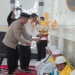 Kapolres Rohil Bersama Wakil Bupati Lepas 8 Jemaah Haji Panipahan