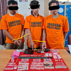 Polisi Temukan 164 Paket Sabu dan Pil Ekstasi, Bandar HK Masih Diburu