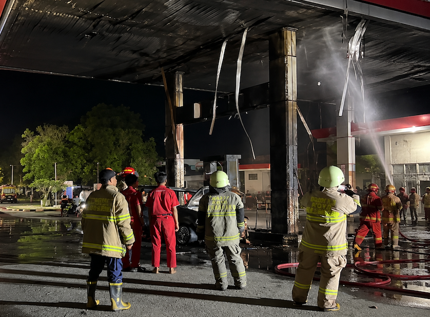 Detik-detik SPBU Harapan Jaya Pekanbaru Terbakar, Api Diduga dari Mobil yang Isi BBM