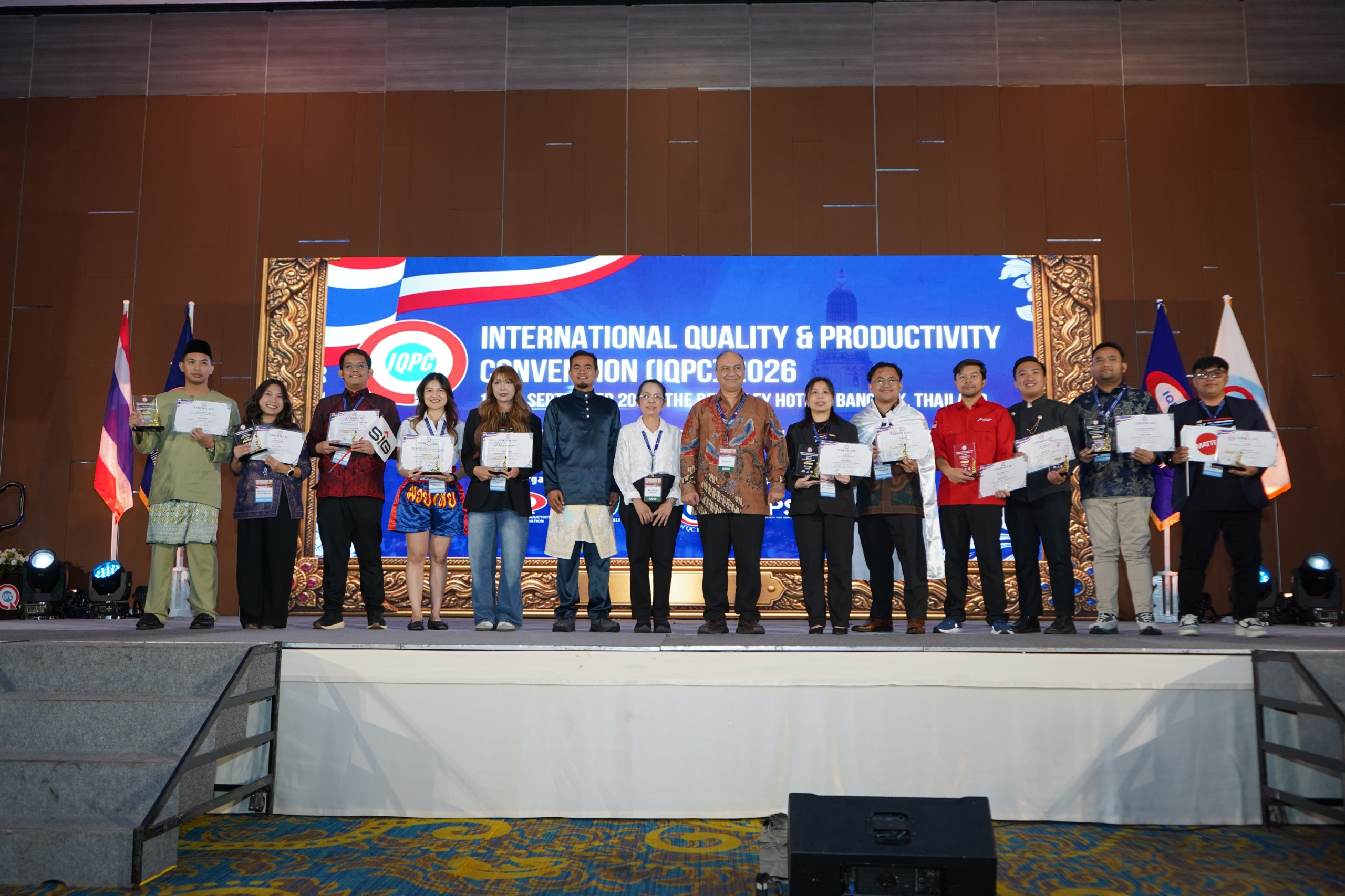 Tim Inovasi PT Pertamina Patra Niaga Dumai Raih Predikat Excellent pada Lomba Inovasi IQPC di Bangkok